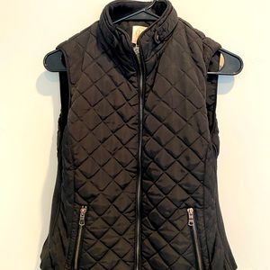 Sleeveless jackets